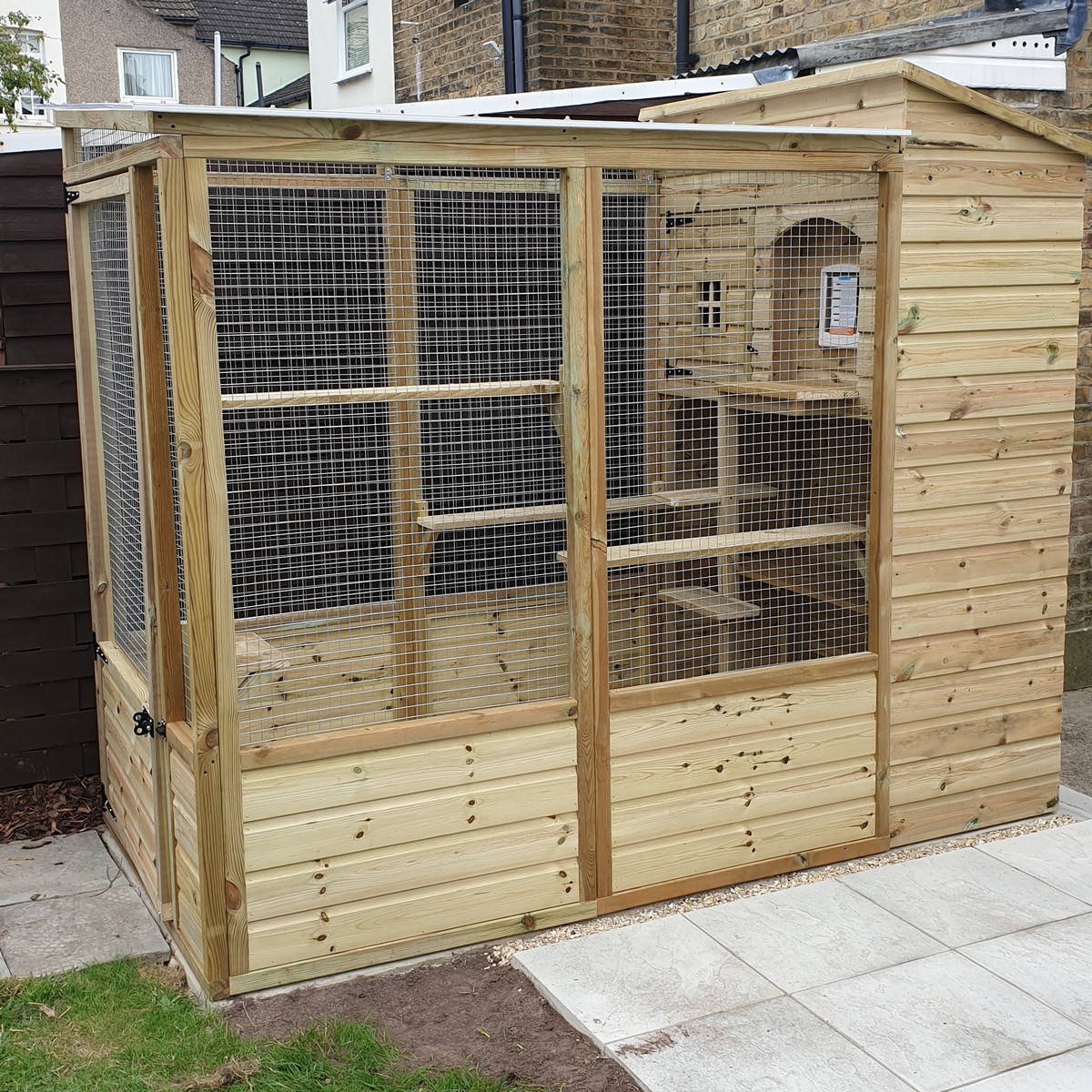 Luxury Standard Cat Enclosure (natural treated + panelling)